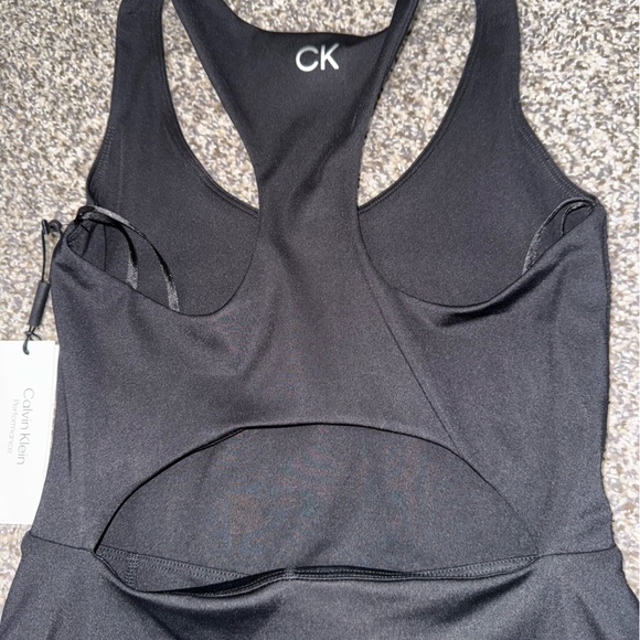 Calvin Klein performance athletic dress with built in shorts - Picture 5 of 7